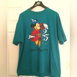 Vintage Disney world T shirt 25th Anniversary Mickey the sorcerer size XL 1996
